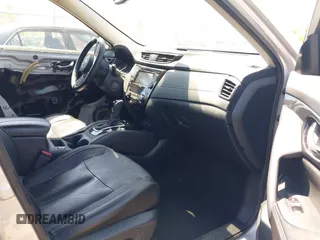 2019 Nissan Rogue SL with VIN 5N1AT2MV3KC781669, listed as a IAAI auction lot 42005947 with 85,461 mi miles. Bid and sale history available at carsss.com. Image 5.