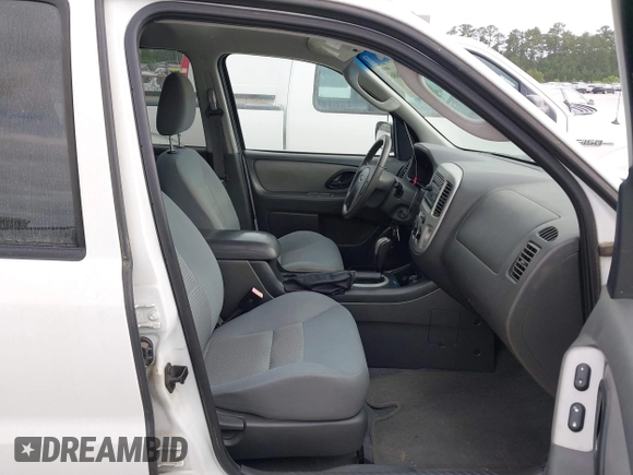 2006 Ford Escape XLT with VIN 1FMYU93196KC72975, listed as a IAAI auction lot 42088686 with 75,440 mi miles and . Bid and sale history available at DreamBid. Image 5.