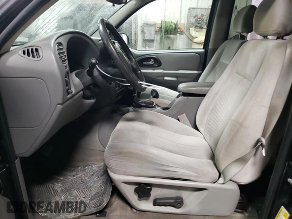2008 Chevrolet TrailBlazer 1LT with VIN 1GNDT13S982106305, listed as a Copart auction lot 42049295 with 153,592 mi miles and Salvage Title. Bid and sale history available at DreamBid. Image 7.