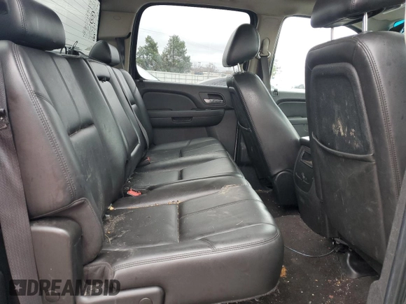2010 GMC Sierra 1500 SLT z VIN 3GTRKWE31AG137534, wystawiony jako Copart lot #49826025 z przebiegiem 161 308 mil mil oraz Szkoda całkowita • Salvage title. Historia ofert i sprzedaży dostępna na DreamBid. Obrazek 10.