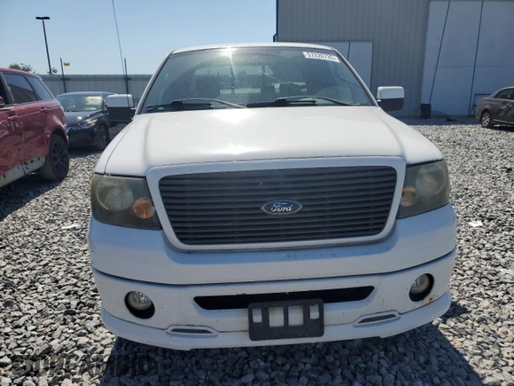 2007 Ford F-150 XL z VIN 1FTPX12V67KC43514, wystawiony jako Copart lot #57226735 z przebiegiem 111 993 mil mil oraz Czysty tytuł • Clean title. Historia ofert i sprzedaży dostępna na DreamBid. Obrazek 5.