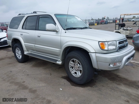 2000 Toyota 4Runner Limited with VIN JT3HN87R8Y0301624, listed as a IAAI auction lot 41786250 with 224,680 mi miles. Bid and sale history available at carsss.com. Image 1.