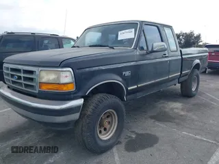 1995 Ford F-150 with VIN 1FTEX15H0SKB60831, listed as a IAAI auction lot 42075580 with 158,267 mi miles. Bid and sale history available at carsss.com. Image 2.