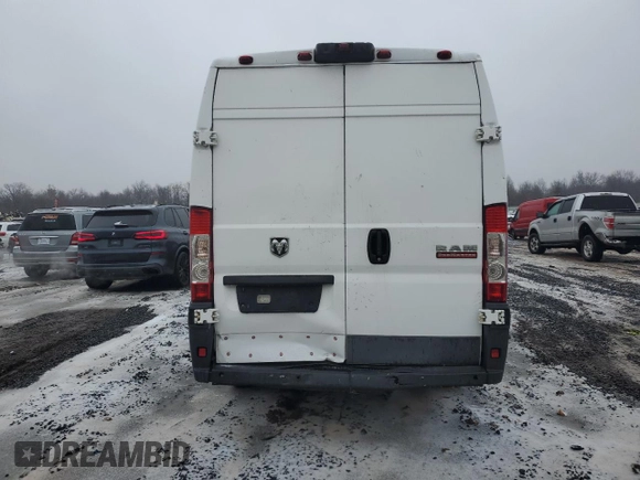 2018 Ram ProMaster Cargo with VIN 3C6URVJG2JE108281, listed as a Copart auction lot 44263195 with 210,691 mi miles and Clean Title. Bid and sale history available at carsss.com. Image 6.