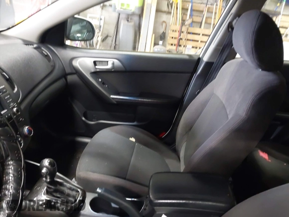 2011 Kia Forte SX с VIN KNAFW5A36B5356213, выставлен на аукционе IAAI как лот 42322381 с пробегом 133 679 миль миль и . История ставок и продаж доступна на DreamBid. Изображение 5.