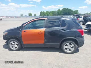 2020 Chevrolet Trax LT with VIN KL7CJLSB6LB014470, listed as a IAAI auction lot 42194730 with Not Provided miles and . Bid and sale history available at DreamBid. Image 14.