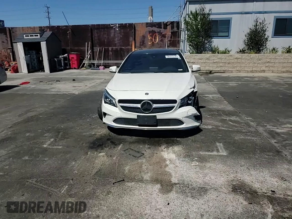 2018 Mercedes-Benz CLA 250 z VIN WDDSJ4EB1JN546811, wystawiony jako Copart lot #50373125 z przebiegiem Nie podano mil oraz Szkoda całkowita • Salvage title. Historia ofert i sprzedaży dostępna na DreamBid. Obrazek 11.