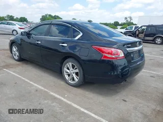2013 Nissan Altima SV z VIN 1N4AL3APXDC276382, wystawiony jako IAAI lot #42276628 z przebiegiem 260 839 mil mil oraz . Historia ofert i sprzedaży dostępna na DreamBid. Obrazek 3.