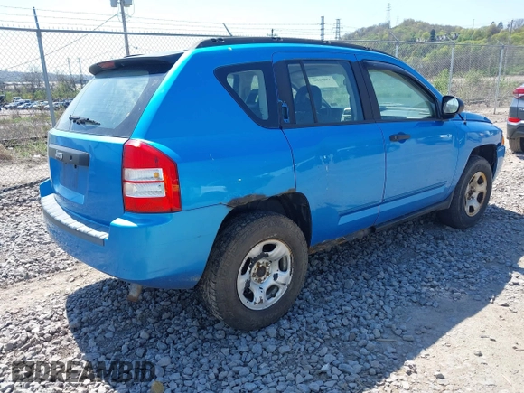 2008 Jeep Compass Sport with VIN 1J8FT47008D504995, listed as a IAAI auction lot 42091807 with Not Provided miles. Bid and sale history available at carsss.com. Image 4.