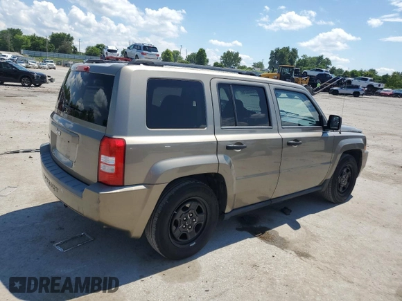 2008 Jeep Patriot Sport with VIN 1J8FF28W08D751027, listed as a Copart auction lot 64052575 with 261,159 mi miles and Clean title. Bid and sale history available at DreamBid. Image 3.