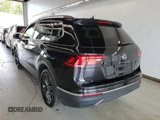 2024 Volkswagen Tiguan SE с VIN 3VV3B7AX0RM097417, выставлен на аукционе IAAI как лот 42850740 с пробегом 27 759 миль миль и . История ставок и продаж доступна на DreamBid. Изображение 3.