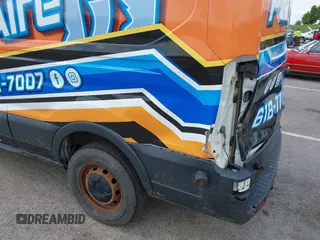 2017 Ford Transit с VIN 1FTYR2CM8HKA65438, выставлен на аукционе IAAI как лот 42249622 с пробегом 77 527 миль миль и . История ставок и продаж доступна на DreamBid. Изображение 17.