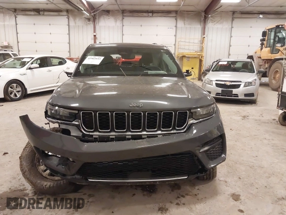 2023 Jeep Grand Cherokee Altitude with VIN 1C4RJHAG9P8701016, listed as a IAAI auction lot 41965933 with Not provided miles and . Bid and sale history available at DreamBid. Image 11.
