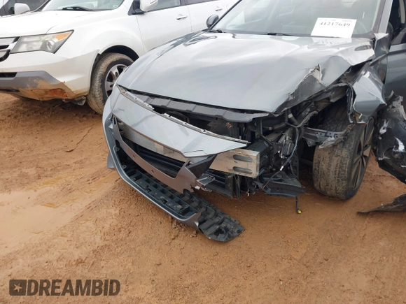2019 Nissan Altima 2.5 SL with VIN 1N4BL4EV8KC205391, listed as a IAAI auction lot 41217649 with 80,748 mi miles. Bid and sale history available at carsss.com. Image 6.
