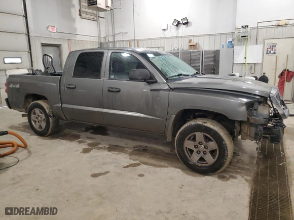 2005 Dodge Dakota SLT with VIN 1D7HW48N45S245846, listed as a Copart auction lot 43064785 with 228,111 mi miles and Salvage Title. Bid and sale history available at carsss.com. Image 4.