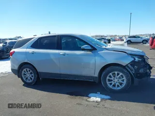 2018 Chevrolet Equinox LT z VIN 2GNAXSEV9J6350260, wystawiony jako IAAI lot #41625613 z przebiegiem 75 317 mil mil oraz . Historia ofert i sprzedaży dostępna na DreamBid. Obrazek 13.