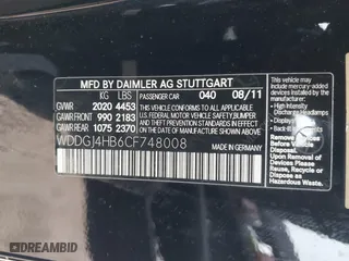 2012 Mercedes-Benz C-Class C 250 with VIN WDDGJ4HB6CF748008, listed as a IAAI auction lot 41496391 with 119,649 mi miles. Bid and sale history available at carsss.com. Image 9.