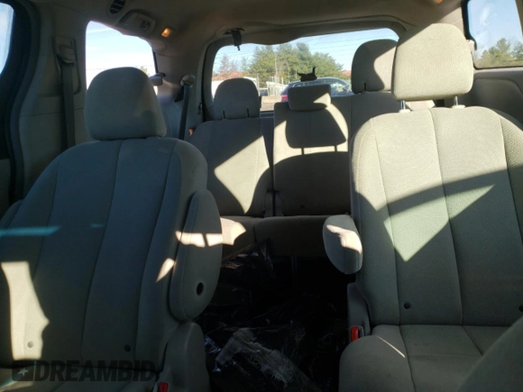 2011 Toyota Sienna with VIN 5TDZK3DC4BS052092, listed as a Copart auction lot 81374114 with 268,590 mi miles and Clean Title. Bid and sale history available at carsss.com. Image 10.