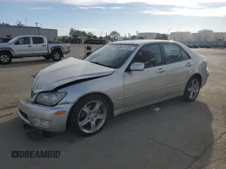 2001 Lexus IS 300/350 with VIN JTHBD182X10021835, listed as a Copart auction lot 47110685 with 236,013 mi miles and Salvage Title. Bid and sale history available at DreamBid. Image 1.