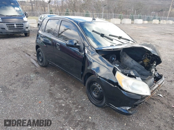 2010 Chevrolet Aveo 2LT z VIN KL1TG6DE1AB098423, wystawiony jako IAAI lot #41225080 z przebiegiem 107 339 mil mil oraz . Historia ofert i sprzedaży dostępna na DreamBid. Obrazek 1.