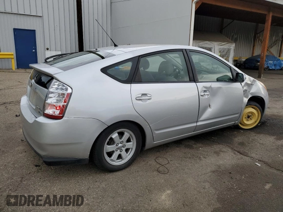 2007 Toyota Prius z VIN JTDKB20U777637924, wystawiony jako Copart lot #61023455 z przebiegiem 161 572 mil mil oraz Czysty tytuł • Clean title. Historia ofert i sprzedaży dostępna na DreamBid. Obrazek 3.
