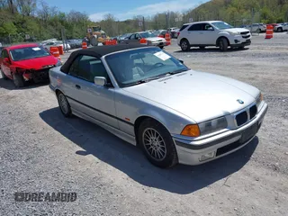 1998 BMW 3 Series 323i с VIN WBABJ8332WEM22726, выставлен на аукционе IAAI как лот 42087115 с пробегом 105 233 миль миль и . История ставок и продаж доступна на DreamBid. Изображение 1.