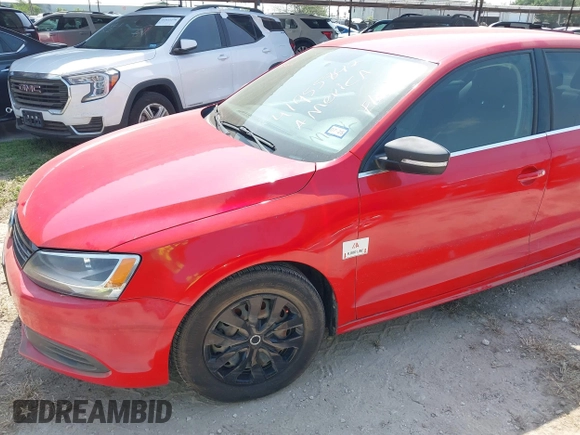 2013 Volkswagen Jetta SE with VIN 3VWDP7AJ1DM407600, listed as a IAAI auction lot 41955842 with Not provided miles and . Bid and sale history available at DreamBid. Image 6.