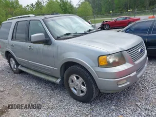 2006 Ford Expedition Limited with VIN 1FMFU19556LA74049, listed as a IAAI auction lot 41932565 with 297,516 mi miles. Bid and sale history available at carsss.com. Image 1.