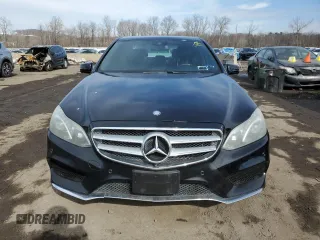 2014 Mercedes-Benz E 550 Sport with VIN WDDHF9BB4EB041639, listed as a Copart auction lot 46950315 with 128,719 mi miles and Clean Title. Bid and sale history available at DreamBid. Image 5.
