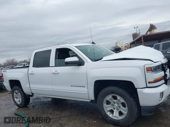 2018 Chevrolet Silverado 1500 LT with VIN 3GCUKREC3JG453433, listed as a IAAI auction lot 38138441 with 53,496 mi miles. Bid and sale history available at carsss.com. Image 13.