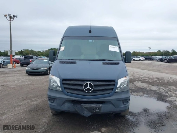 2018 Mercedes-Benz Sprinter Cargo Van Worker with VIN WD3PE7CD4JP632767, listed as a IAAI auction lot 41380582 with 102,904 mi miles. Bid and sale history available at carsss.com. Image 12.