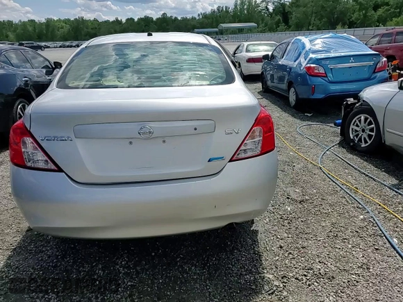 2012 Nissan Versa S with VIN 3N1CN7AP4CL867883, listed as a Copart auction lot 55917815 with 136,405 mi miles and Salvage title. Bid and sale history available at DreamBid. Image 13.