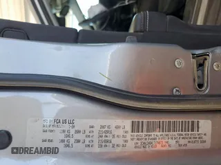 2020 Jeep Compass Sport z VIN 3C4NJDAB4LT174073, wystawiony jako Copart lot #61958075 z przebiegiem 105 000 mil mil oraz Szkoda całkowita • Salvage title. Historia ofert i sprzedaży dostępna na DreamBid. Obrazek 13.