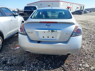 2012 Nissan Altima 3.5 SR with VIN 1N4BL2AP9CN566002, listed as a IAAI auction lot 41731360 with 84,265 mi miles. Bid and sale history available at carsss.com. Image 16.