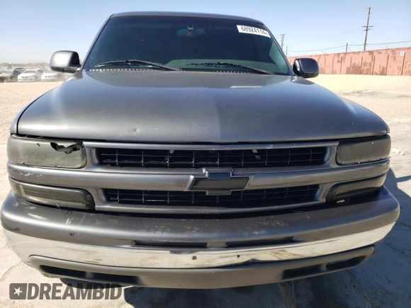 2002 Chevrolet Tahoe LT with VIN 1GNEC13T32R196563, listed as a Copart auction lot 68924114 with 137,168 mi miles and Salvage Title. Bid and sale history available at carsss.com. Image 5.