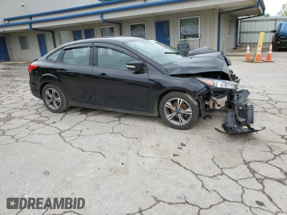 2017 Ford Focus SE с VIN 1FADP3FE1HL297734, выставлен на аукционе Copart как лот 54326445 с пробегом 147 380 миль миль и Списание • Salvage title. История ставок и продаж доступна на DreamBid. Изображение 4.