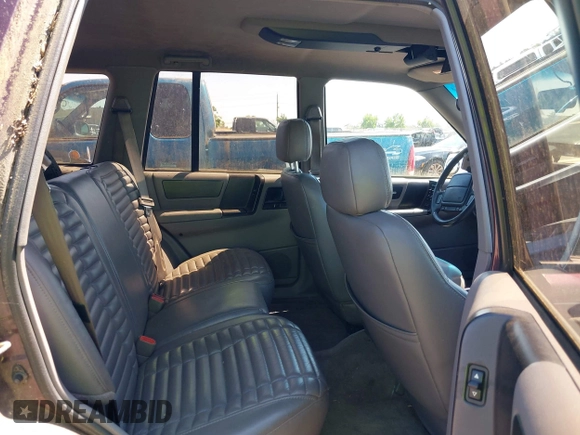 1994 Jeep Grand Cherokee Laredo with VIN 1J4GZ58Y8RC350719, listed as a IAAI auction lot 42757896 with 262,544 mi miles and . Bid and sale history available at DreamBid. Image 8.