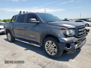 2013 Toyota Tundra z VIN 5TFEM5F16DX055332, wystawiony jako Copart lot #53103615 z przebiegiem 155 542 mil mil oraz Szkoda całkowita • Salvage title. Historia ofert i sprzedaży dostępna na DreamBid. Obrazek 4.