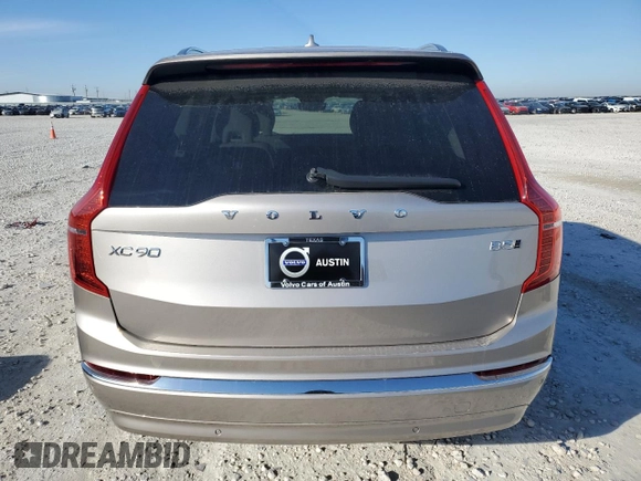 2024 Volvo XC90 Core Bright Theme with VIN YV4L12PK8R1188901, listed as a Copart auction lot 41800025 with 4,892 mi miles and Non Repairable. Bid and sale history available at carsss.com. Image 6.