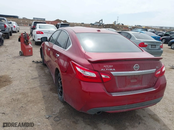 2016 Nissan Altima 2.5 SL with VIN 1N4AL3AP2GC208582, listed as a IAAI auction lot 41786124 with 122,329 mi miles. Bid and sale history available at carsss.com. Image 3.