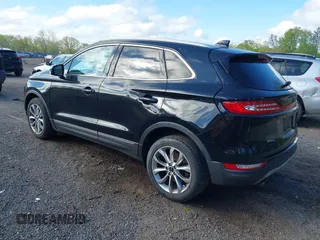 2016 Lincoln MKC Select с VIN 5LMCJ2D96GUJ21058, выставлен на аукционе IAAI как лот 42204987 с пробегом 160 318 миль миль и . История ставок и продаж доступна на DreamBid. Изображение 3.