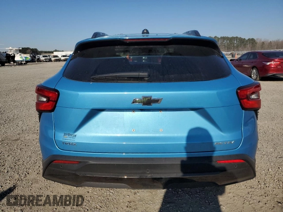 2025 Chevrolet Trax ACTIV with VIN KL77LKEPXSC129241, listed as a Copart auction lot 46522285 with 5,033 mi miles and Salvage Title. Bid and sale history available at carsss.com. Image 6.