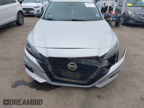 2020 Nissan Altima 2.5 SR with VIN 1N4BL4CV7LC203443, listed as a IAAI auction lot 41609125 with 78,195 mi miles. Bid and sale history available at carsss.com. Image 12.