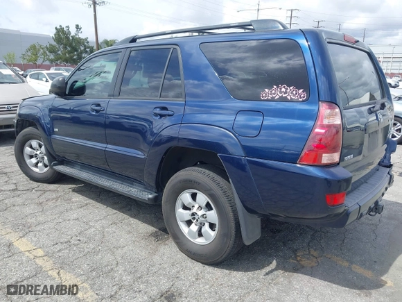 2005 Toyota 4Runner SR5 with VIN JTEZU14R658029145, listed as a IAAI auction lot 41899932 with 290,171 mi miles. Bid and sale history available at carsss.com. Image 3.
