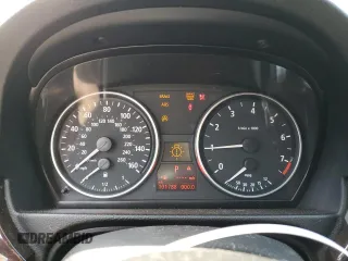 2006 BMW 3 Series 325i with VIN WBAVB13576KX37073, listed as a Copart auction lot 71887394 with 101,788 mi miles and Clean Title. Bid and sale history available at carsss.com. Image 9.