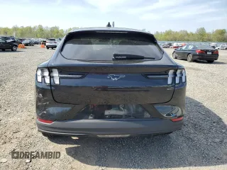 2024 Ford Mustang Mach-E Select с VIN 3FMTK1S58RMA08312, выставлен на аукционе Copart как лот 55017385 с пробегом 7 424 миль миль и Списание • Salvage title. История ставок и продаж доступна на DreamBid. Изображение 6.