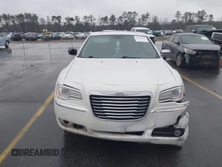 2014 Chrysler 300 with VIN 2C3CCAEG1EH380389, listed as a IAAI auction lot 41544101 with 186,314 mi miles. Bid and sale history available at carsss.com. Image 13.