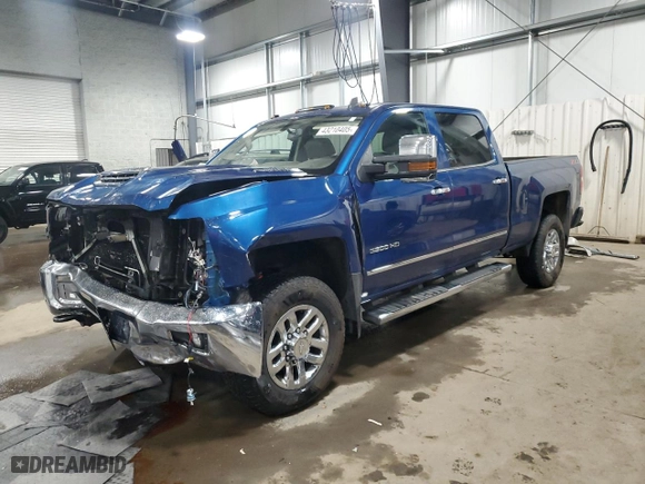 2018 Chevrolet Silverado 3500HD LTZ with VIN 1GC4K0CY4JF141553, listed as a Copart auction lot 43210405 with 169,407 mi miles and Salvage Title. Bid and sale history available at carsss.com. Image 1.