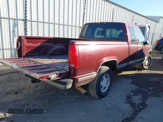 1998 Chevrolet Silverado 1500 with VIN 2GCEC19R6W1108849, listed as a IAAI auction lot 41249475 with 105,709 mi miles and . Bid and sale history available at DreamBid. Image 4.