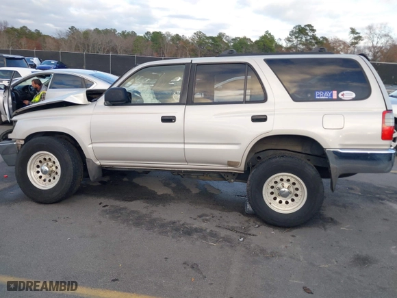 2000 Toyota 4Runner with VIN JT3GM84R4Y0053228, listed as a IAAI auction lot 41153788 with 276,024 mi miles. Bid and sale history available at carsss.com. Image 14.